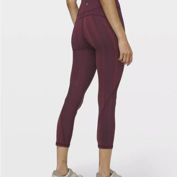 Lululemon In Movement Leggings | Size 2 | 23" Inseam - Picture 5 of 8